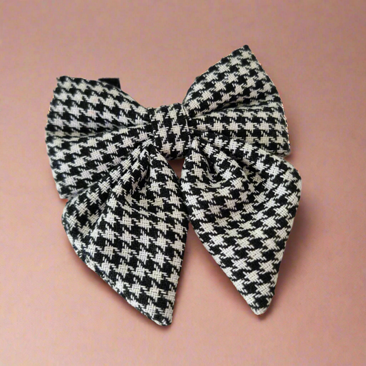 Houndstooth dog bow tie
