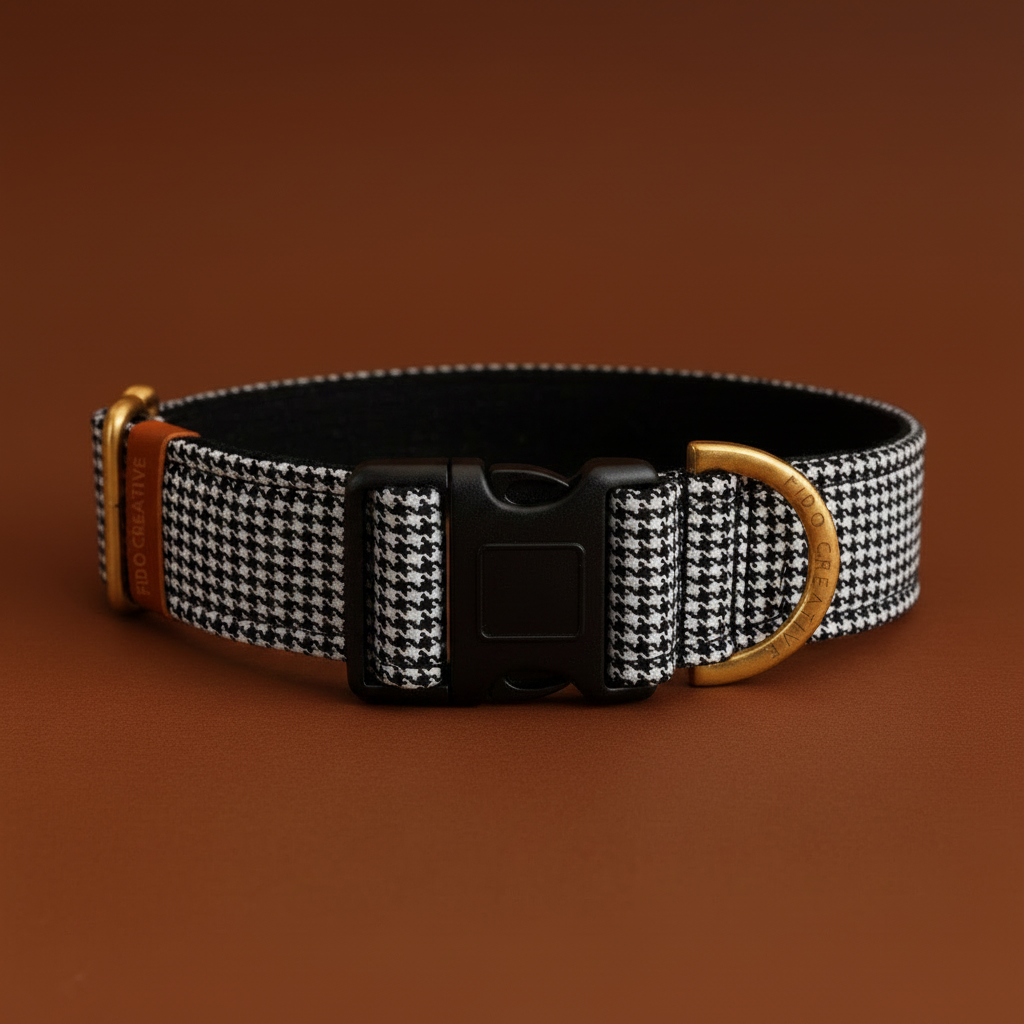 Black and white dog collar