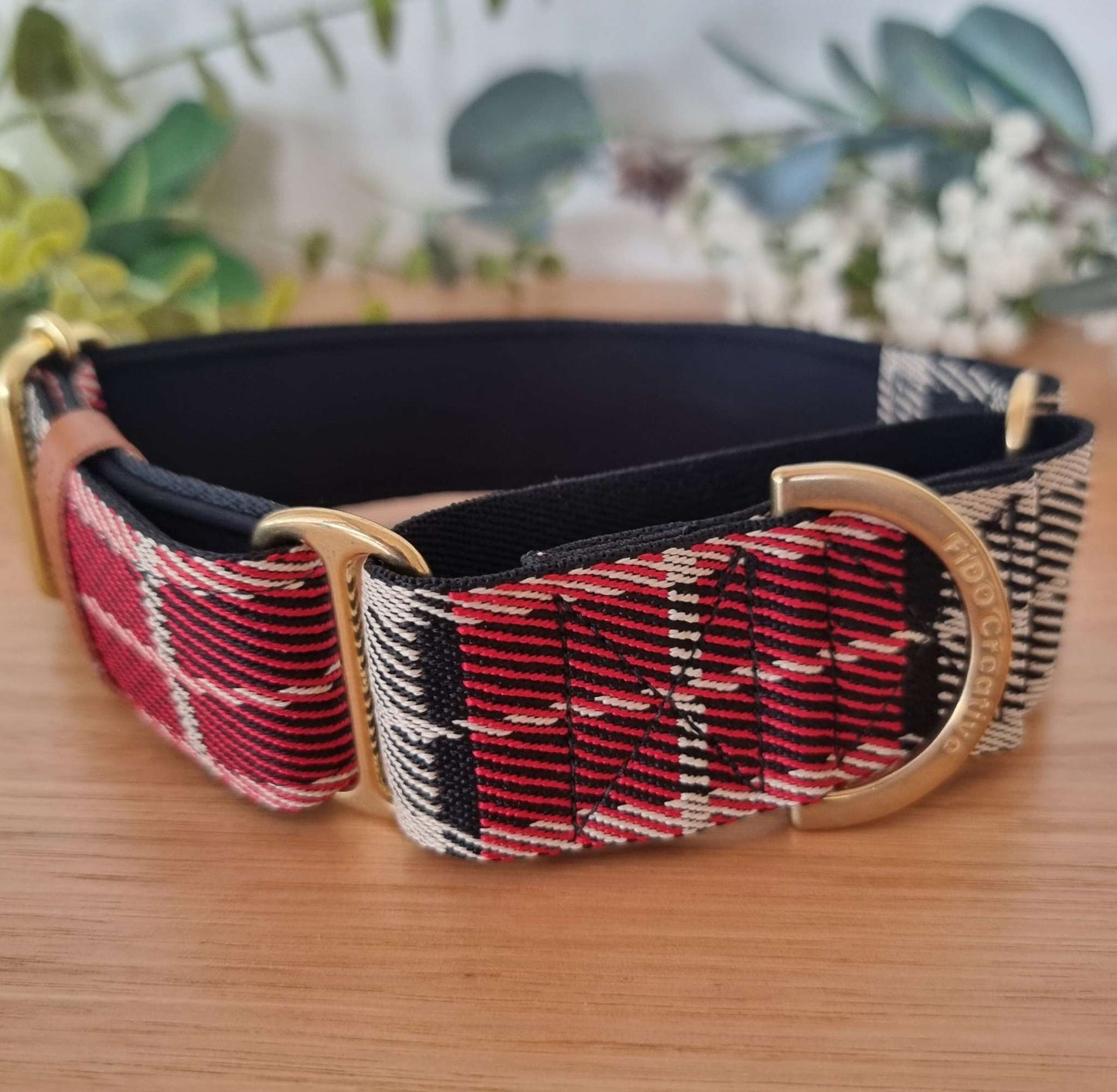 Red plaid martingale collar