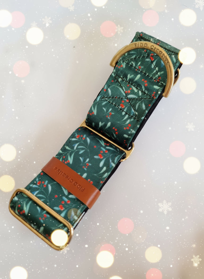 CHRISTMAS MARTINGALE DOG COLLAR GREEN