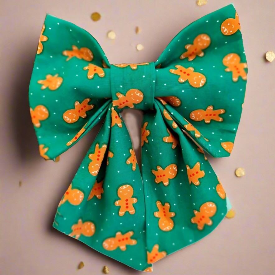 Green Gingerbread dog bow Christmas 