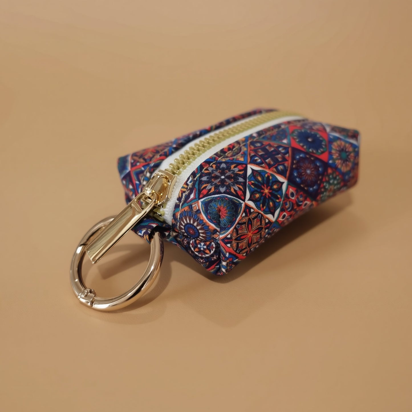 Mosaic tile dog poop bag holder