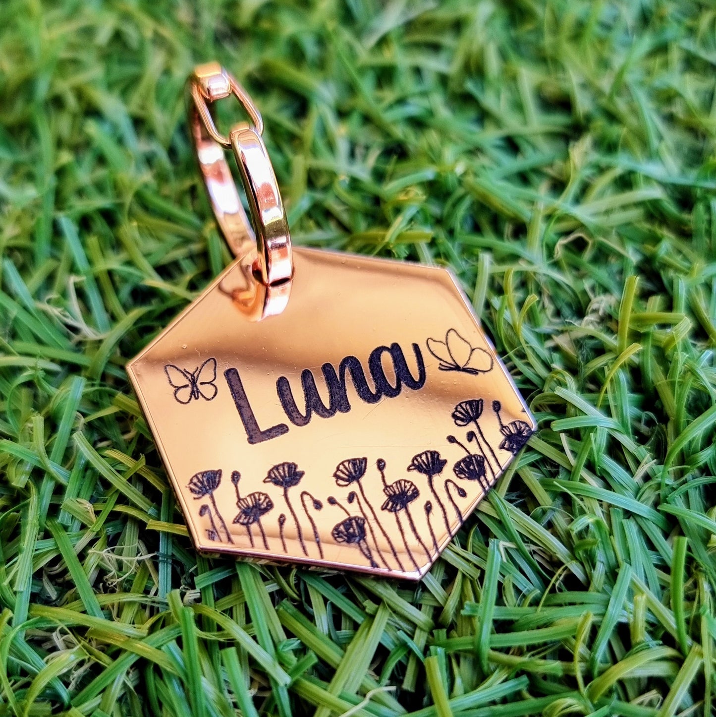 Poppy Flower Pet ID Tag - Hexagon