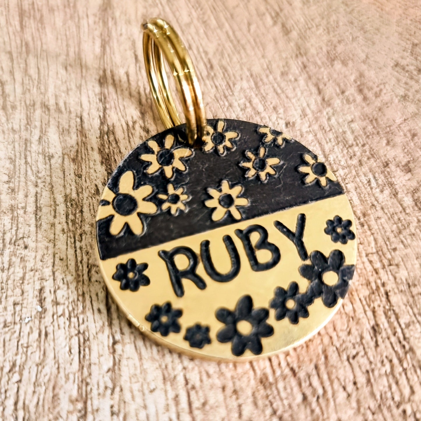 Daisy Pet ID Tag - Dog name tag